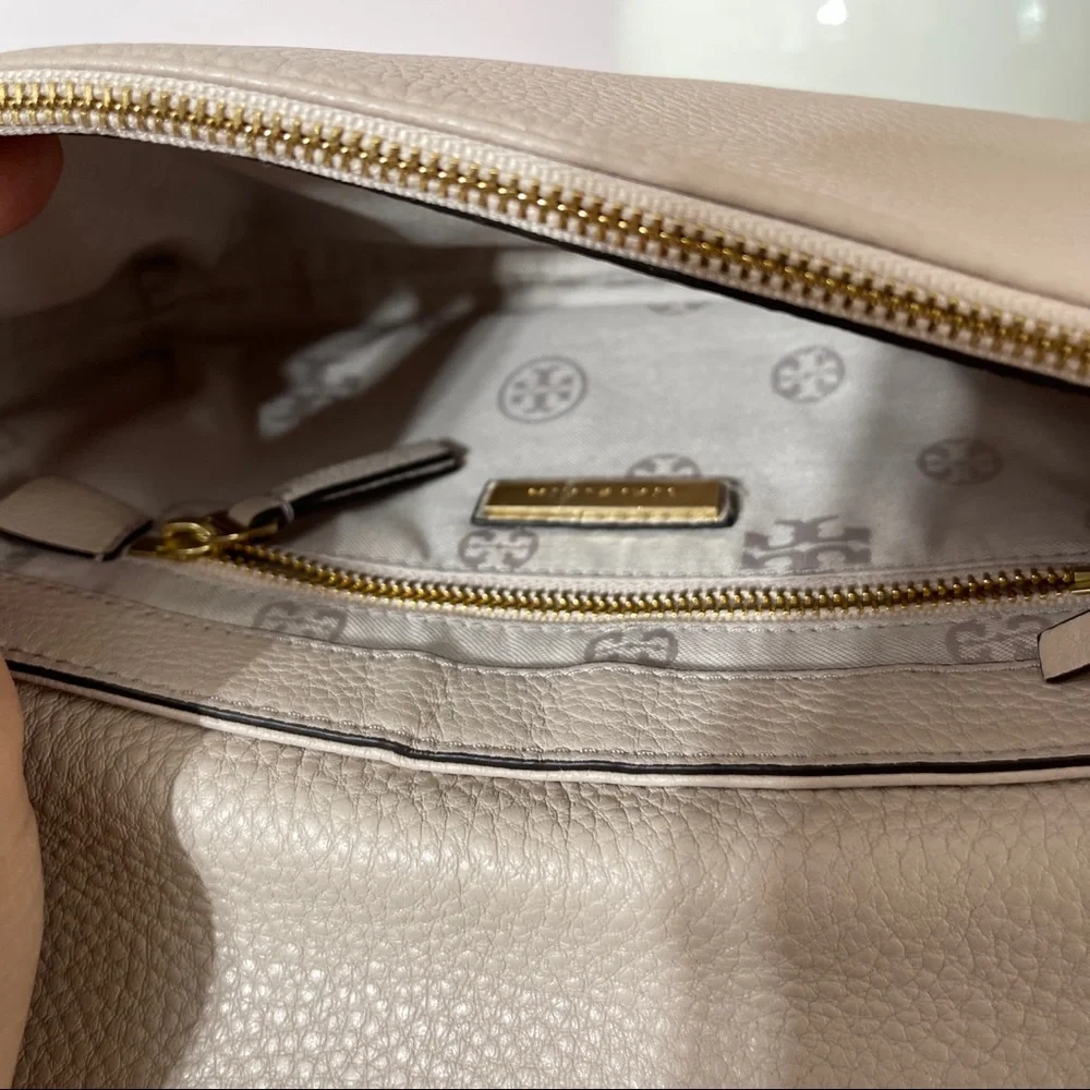 Tory burch crossbody bag